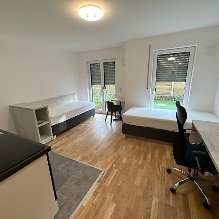 1 Zimmer Studioapartment Mit Bis Zu 2 Einzelbetten In Der Land Of Living Kelheim Eksteriør billede